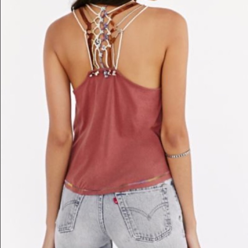 Women's Crop Tops (Bundle of 4, size M)